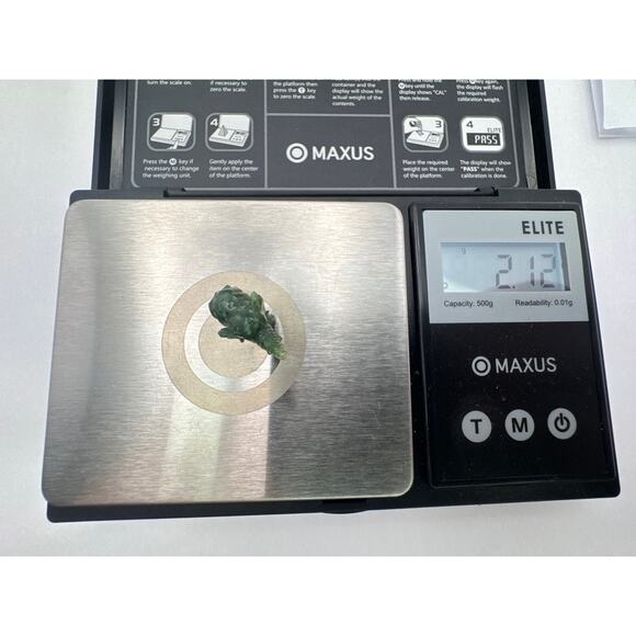 Miniature Hand-Carved Green Jade Elephant Figurine Bead - Picture 7 of 8